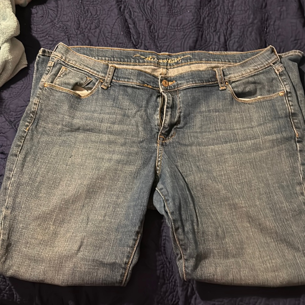 Old Navy - Sweetheart Jeans Size 18